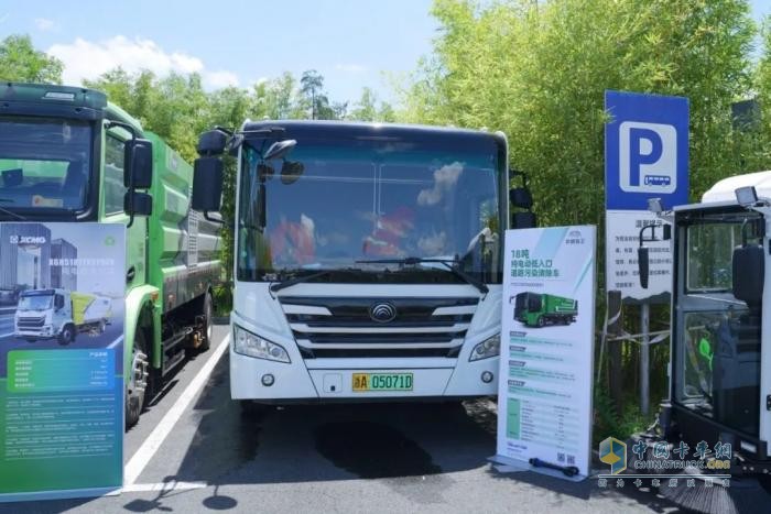 科技賦能，智凈未來！宇通環(huán)衛(wèi)亮相杭州共繪智慧環(huán)衛(wèi)新圖景