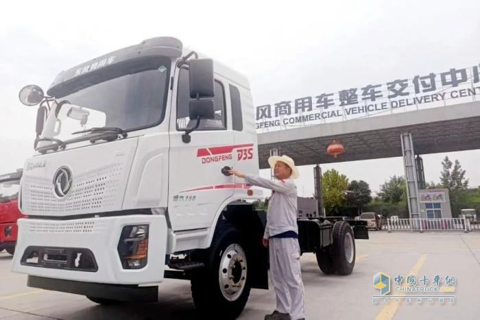 實(shí)干當(dāng)“夏” “炎”值擔(dān)當(dāng)，高溫里跑出東風(fēng)商用車(chē)加速度