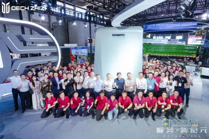 重磅！質子汽車曜靈Ⅱ發(fā)布 駛向智能貨運新未來