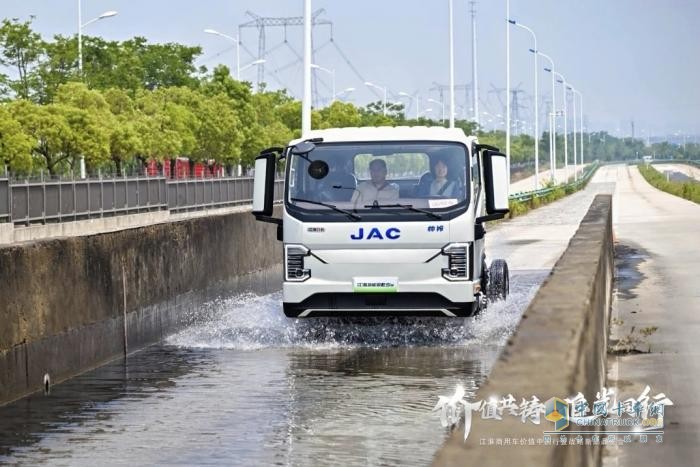 江淮新能源輕卡全場景解決方案全國發(fā)布收官，賦能綠色物流新紀(jì)元