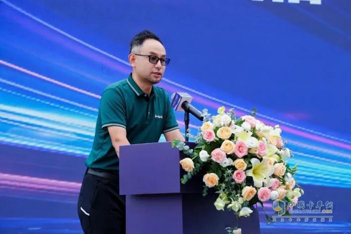 中集·陜汽“好牽掛”新能源頭掛列車(chē)批量交付，創(chuàng)跨境運(yùn)輸新能源頭掛列車(chē)交付紀(jì)錄