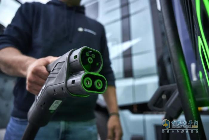 德國(guó)曼恩：純電新“獅”力的里程碑時(shí)刻！