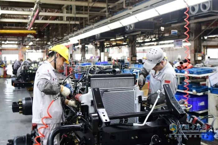 東風(fēng)商用車：硬仗！迎戰(zhàn)！