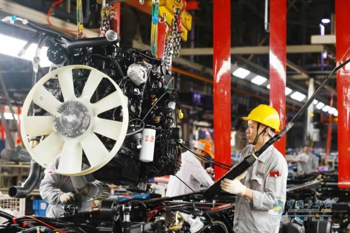 東風(fēng)商用車：硬仗！迎戰(zhàn)！