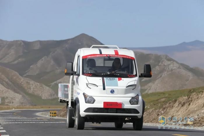 146道發(fā)卡彎、70°陡坡！飛碟汽車巴音布魯克刷新紀(jì)錄，詮釋新能源輕卡硬核實力！