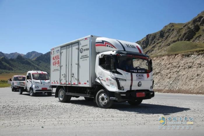 146道發(fā)卡彎、70°陡坡！飛碟汽車巴音布魯克刷新紀(jì)錄，詮釋新能源輕卡硬核實力！