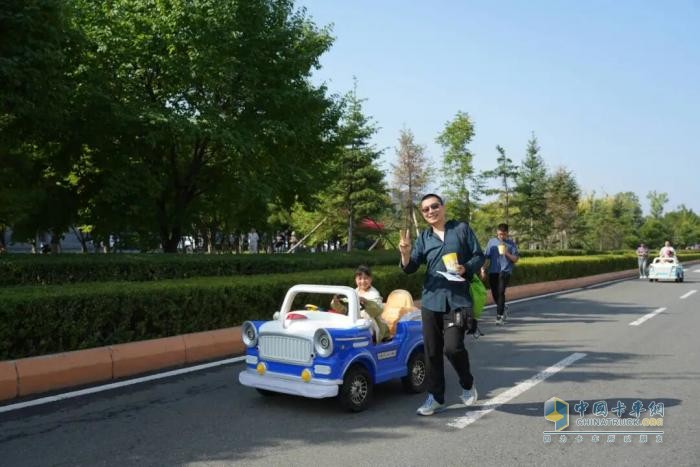 同心，共贏！ 解放動(dòng)力長(zhǎng)春工廠第三屆家屬開放日暖心舉行