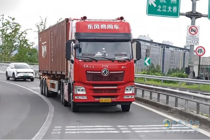 不止可靠，東風(fēng)天龍帶來的暖心收獲