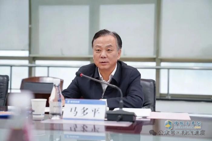 省國(guó)資委黨委副書(shū)記馬多平調(diào)研陜汽企業(yè)文化建設(shè)工作