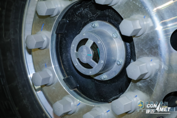 路況萬千，康邁輪端可靠相伴