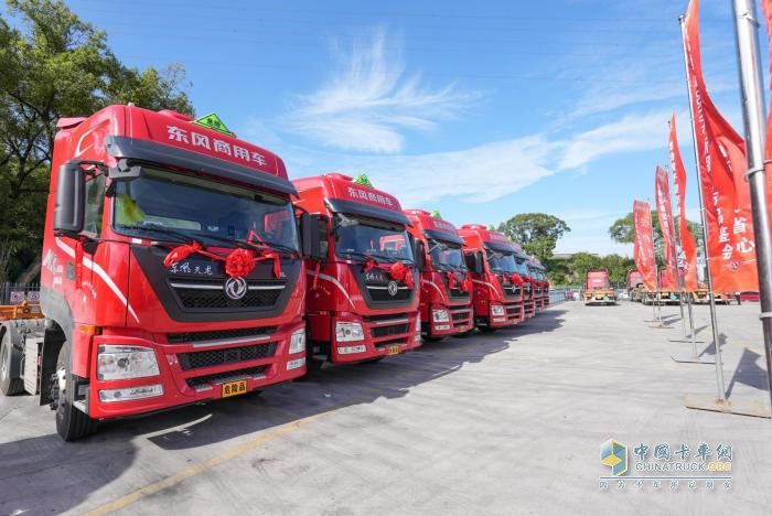 東風商用車攜手永泰運，共啟寧波危運新征程