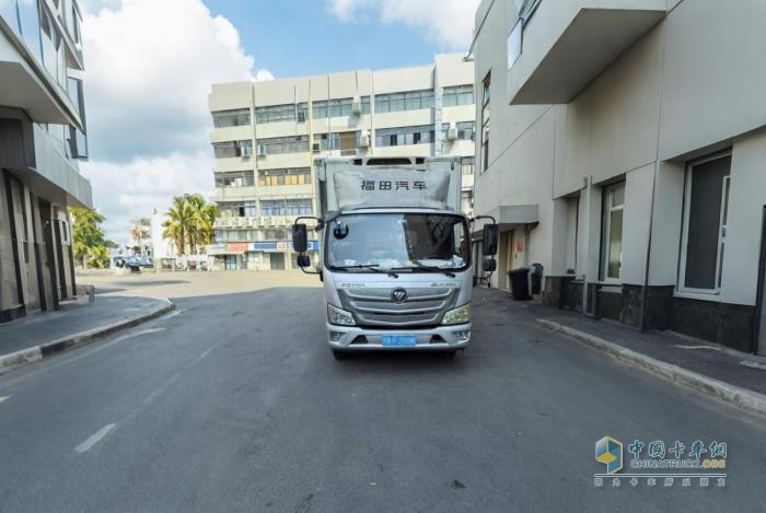 7年跑超百萬公里！歐馬可成李師傅冷藏運(yùn)輸路上的“可靠戰(zhàn)友”