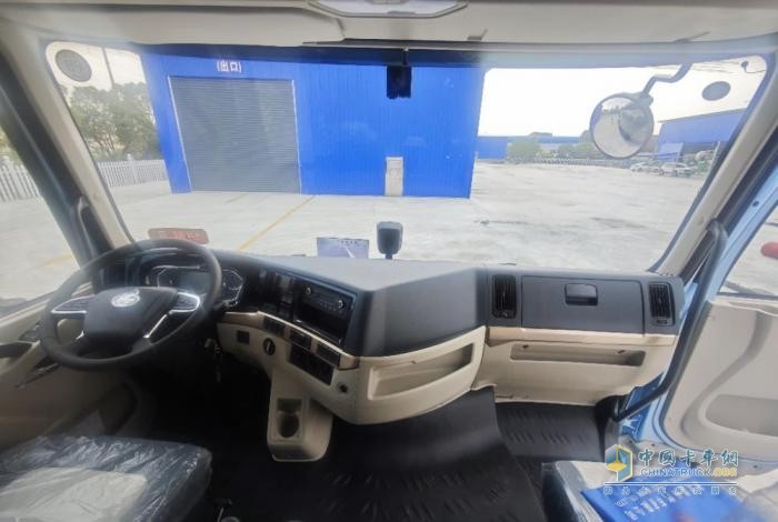 乘龍H5,大電量牽引車,綠色物流