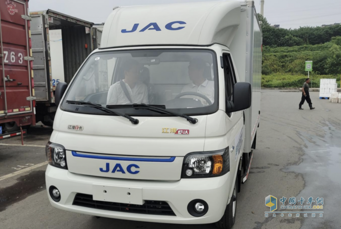 聚焦百大細(xì)分市場(chǎng) 江淮1卡愷達(dá)“千人試駕”邀你體驗(yàn)運(yùn)輸“省”器！