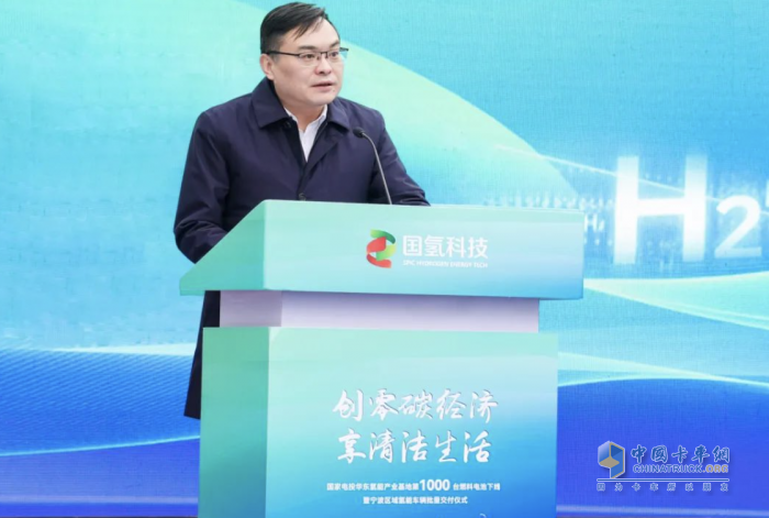 氫力加速 綠動(dòng)未來(lái) 100臺(tái)歐馬可智藍(lán)氫燃料輕卡交付寧波區(qū)域大客戶(hù)