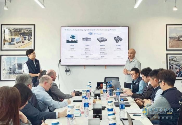 法國駐滬總領(lǐng)事訪問葦渡科技，助力新能源重卡加速歐洲交付