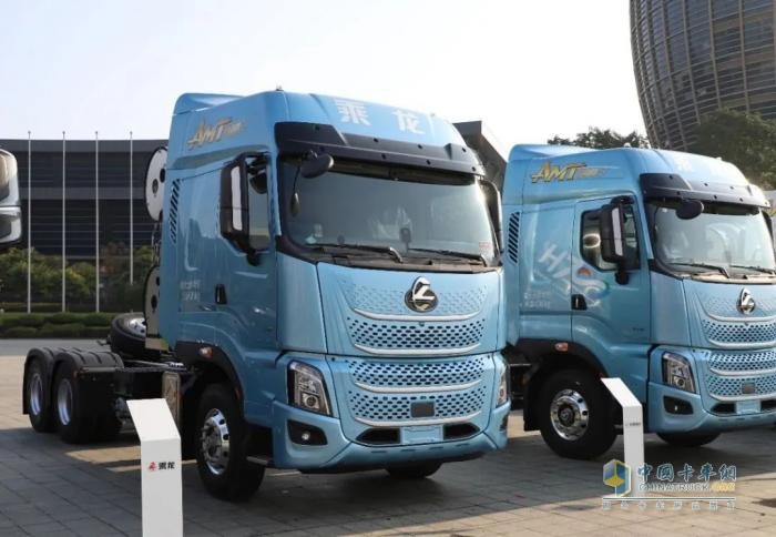 560馬力燃?xì)鈾C(jī)！省際創(chuàng)富，乘龍H7 Pro創(chuàng)贏版LNG牽引車這么做→