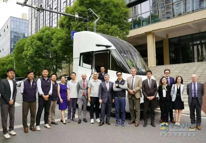 法國駐滬總領(lǐng)事訪問葦渡科技，助力新能源重卡加速歐洲交付