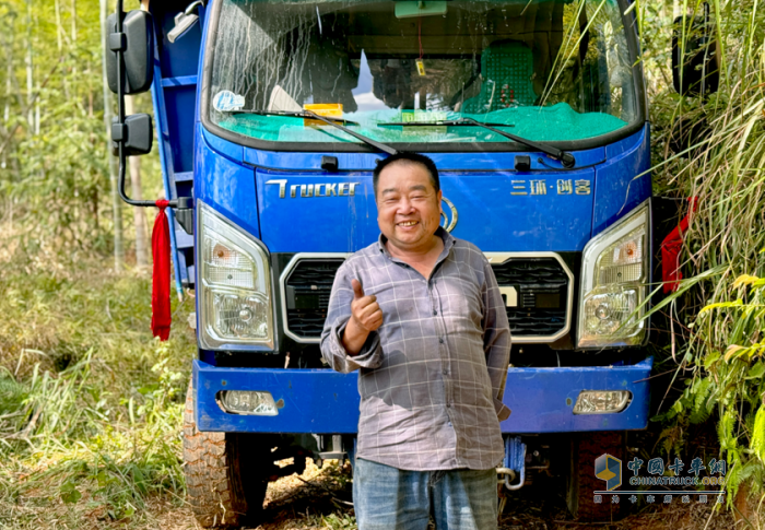 三十年老司機(jī)點(diǎn)贊玉柴發(fā)動(dòng)機(jī):竹林運(yùn)輸?shù)母咝е赂粍?dòng)力!