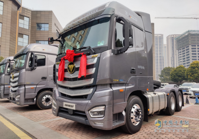 強(qiáng)者更強(qiáng)，620馬力歐曼新EST聚焦細(xì)分市場(chǎng)打造重卡新標(biāo)桿