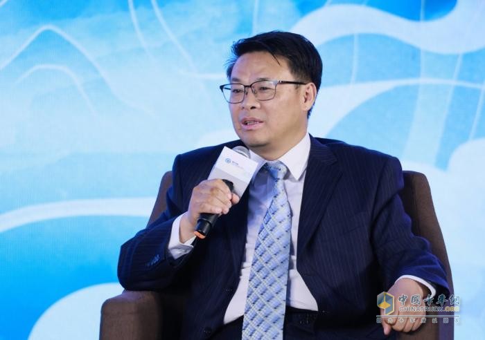 專訪陳華：康明斯8.5升、10升傳奇動力，讓?？滴磥碛泻问袌龈偁巸?yōu)勢？