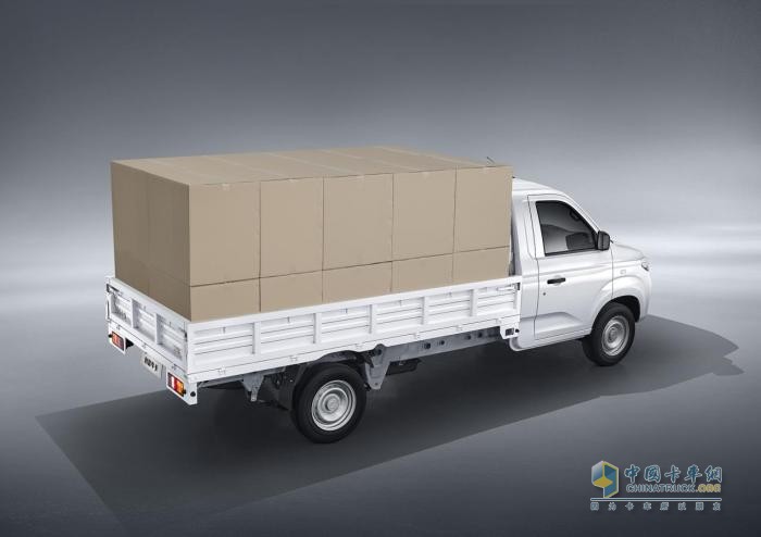 東風(fēng)小康創(chuàng)富?？ā盃摹备簧鲜?，打破微卡用戶焦慮