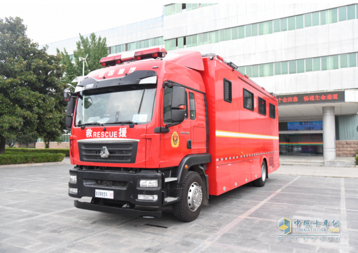 森源鴻馬多功能宿營(yíng)車發(fā)往內(nèi)蒙古:讓住得好不只是“空談”
