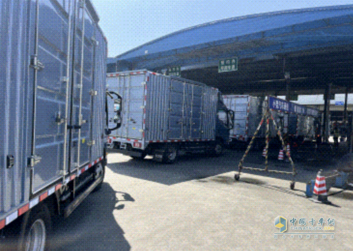 超300臺！徐工純電動輕卡火力全開迎市場