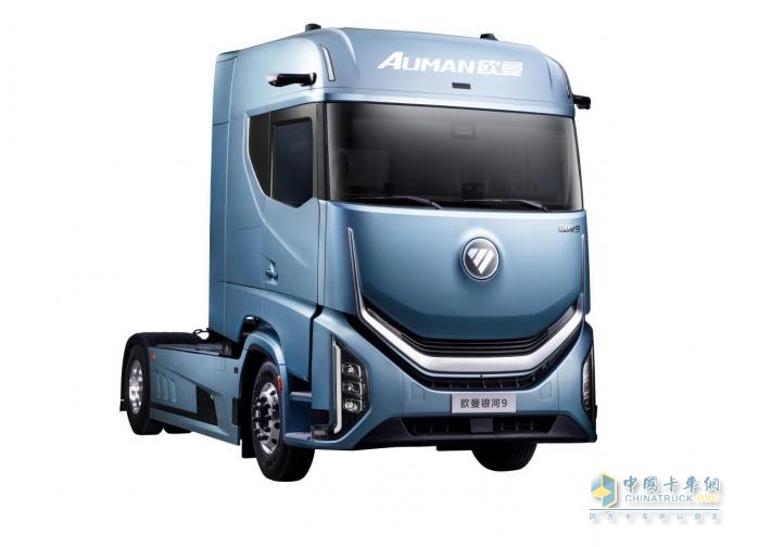 輕松自在的移動之家:歐曼銀河9以非凡空間設計重新定義重卡標準