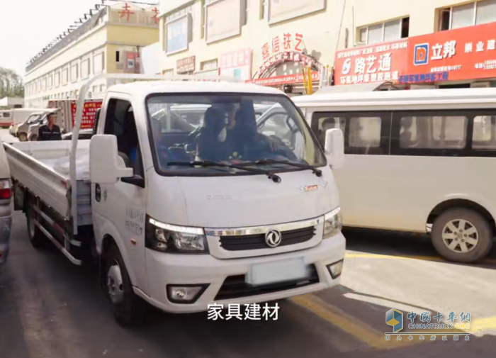  每公里低至0.3元，東風(fēng)途逸T5 CNG 帶來美好生活