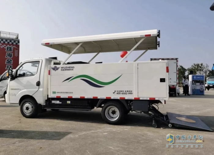 五征環(huán)?？萍技冸妱訋竭\輸車，助力城市“顏值”提升!