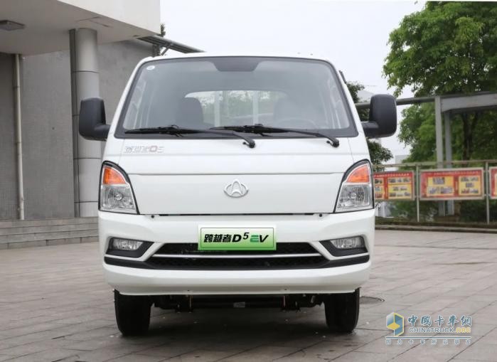 跨越者D5EV 300Km長(zhǎng)續(xù)航版，五大升級(jí)，震撼亮相！