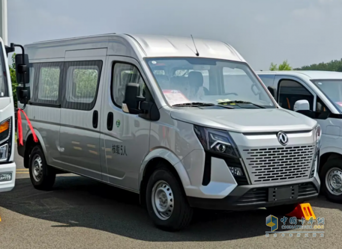 安全能裝動力強(qiáng)，東風(fēng)御風(fēng)V9+讓貨運(yùn)更輕松