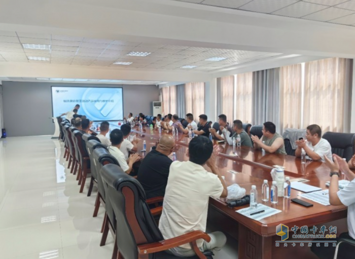 30輛奧鈴智藍(lán)HL超混輕卡交付雙匯，高質(zhì)量守護(hù)學(xué)生盤中餐