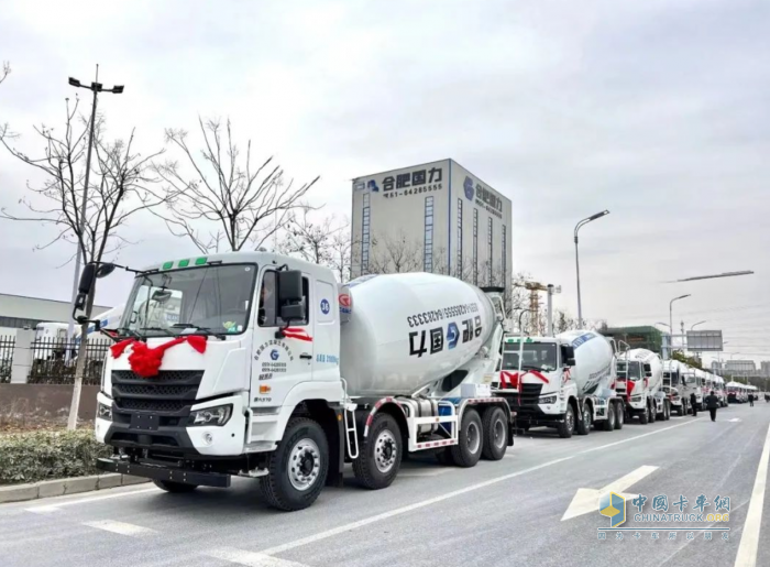 星馬輕騎兵攪拌車，輕量又高效，安全“拌”大事