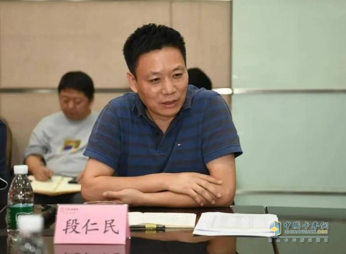 強(qiáng)化協(xié)同，提升品牌，推動(dòng)?xùn)|風(fēng)商用車事業(yè)群高質(zhì)量發(fā)展