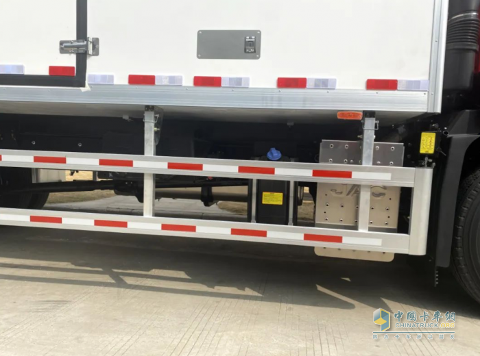 江淮重卡×澳柯瑪聯(lián)袂巨獻：“冰鮮1號”冷藏車引領(lǐng)冷鏈運輸新動向！