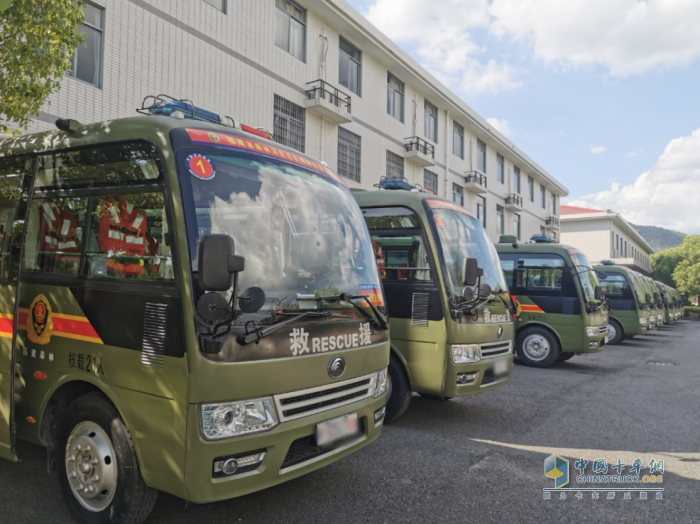 宇通專用車森林消防車輛專項(xiàng)巡檢行動(dòng)中，全力筑牢森林“防火墻”！