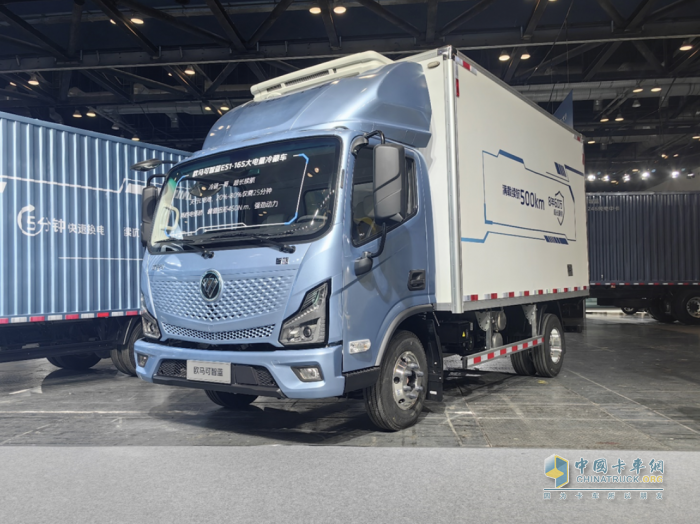 玩轉(zhuǎn)春節(jié)囤貨季 歐航歐馬可實力保障年貨運輸