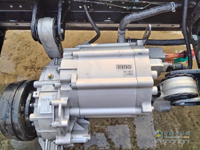 領(lǐng)航卡車推出全新電動輕卡，實拍帶您了解領(lǐng)航G5EV的不凡實力