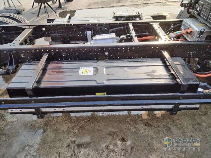 領(lǐng)航卡車推出全新電動輕卡，實拍帶您了解領(lǐng)航G5EV的不凡實力