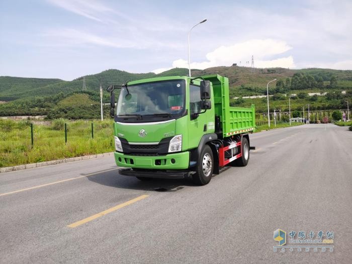 自重輕，載貨量高，通過性強！乘龍L3自卸車助力鄉(xiāng)村振興