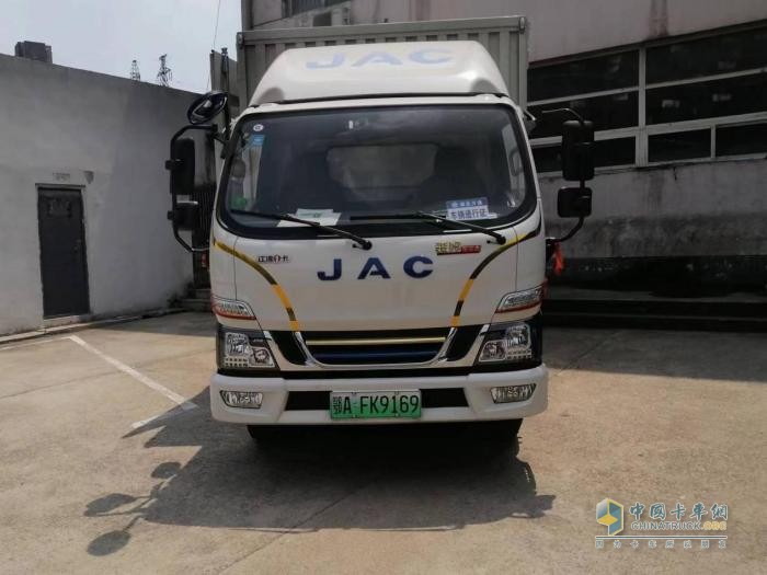 混動1號駿鈴聚寶盆 讓20年老司機劉廣毅贊不絕口