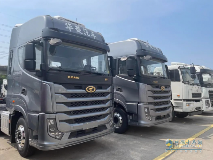 高效送達 華菱S11助您一路快跑穩(wěn)賺