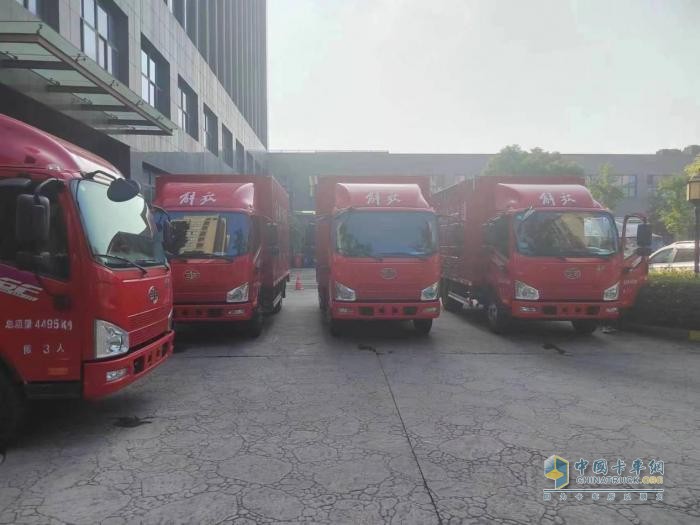 一年來多次批量復購解放輕卡，這家杭州物流公司看中了啥？   