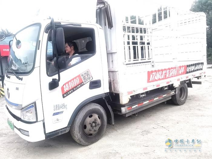 選奧鈴智藍(lán)純電輕卡 看長(zhǎng)沙彭老板的城配生意經(jīng)！