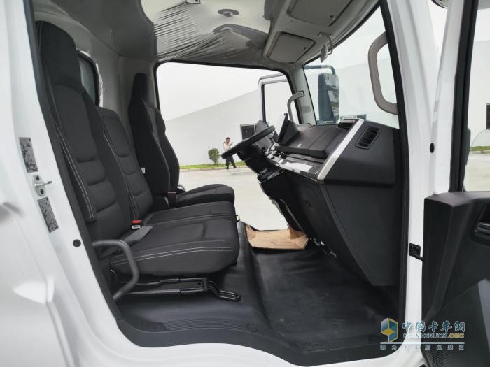 比亞迪混動輕卡T5DM分分鐘實現(xiàn)用戶賺錢之旅