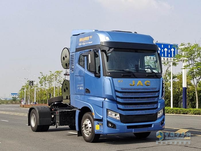 大運(yùn)/北奔新造型 底置電池漸成氣候 384批次公告牽引車(chē)看點(diǎn)匯總