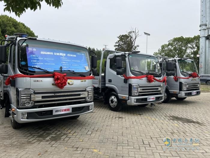 輕卡升級(jí)1號(hào)車(chē)，江淮1卡帥鈴全能版正式上市，六大全能贏領(lǐng)