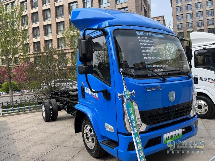 換新能源就獎(jiǎng)“通行證”！藍(lán)擎新能源加碼北京淘汰國(guó)四柴油貨車(chē)